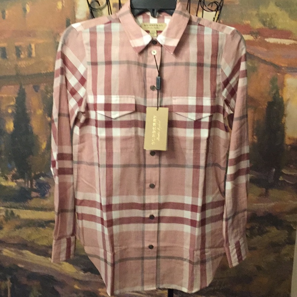 BNWT Authentic Burberry Pink Buttoned Shirt